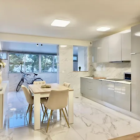 Appartement Vibrant Host Solutions - Povoa Living