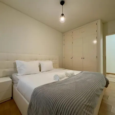 아파트 Vibrant Host Solutions - Povoa Living